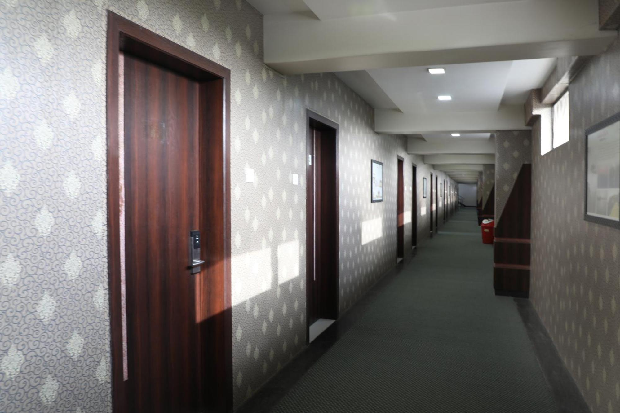 Hotel Pearls Aurangābād Exterior foto